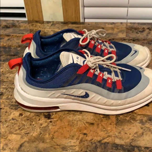 Shoes - Picture 1 of 3